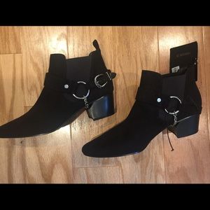 Forever 21 Western Cowboy Buckle vegan suede boots